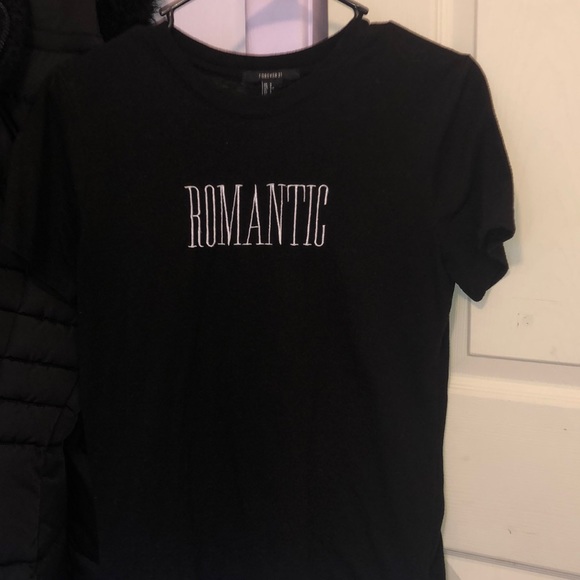 Forever 21 Graphic Tee - Picture 1 of 3